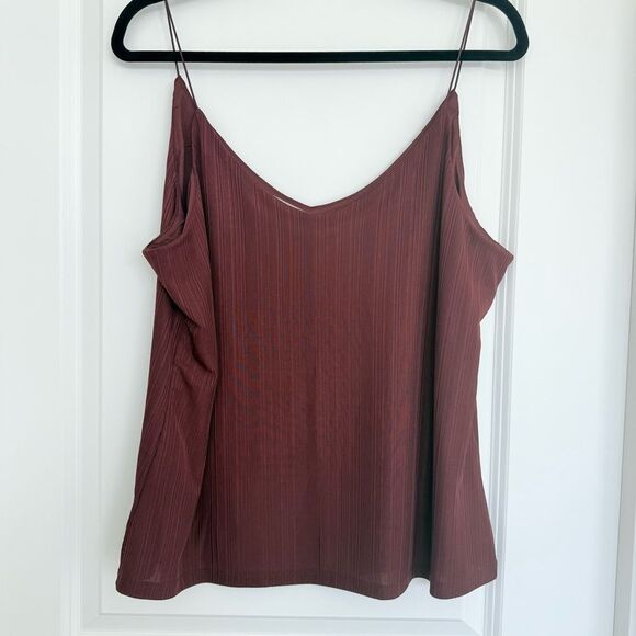 BLACK TAPE | pleated camisole - Picture 6 of 9